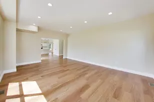 239 Parker Ave, Aurora, IL 60505 - Photo 2