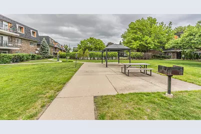 [Address not provided], Northbrook, IL 60062 - Photo 26