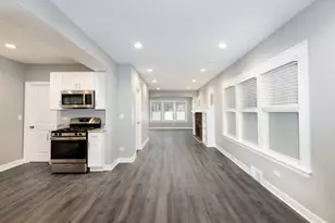 1217 Elmwood Ave, Berwyn, IL 60402 - Photo 8