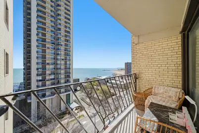 6030 N Sheridan Road #1001, Chicago, IL 60660 - Photo 22