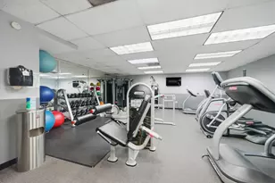 6030 N Sheridan Rd, Chicago, IL 60660 - Photo 10