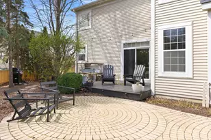 2807 Forest Creek Ln, Naperville, IL 60565 - Photo 36