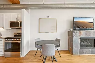 417 S Jefferson St, Chicago, IL 60607 - Photo 8