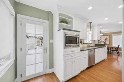 4622 Gilbert Avenue, Western Springs, IL 60558 - Photo 6