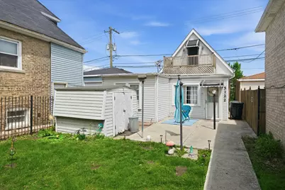5122 W Bloomingdale Avenue, Chicago, IL 60639 - Photo 2