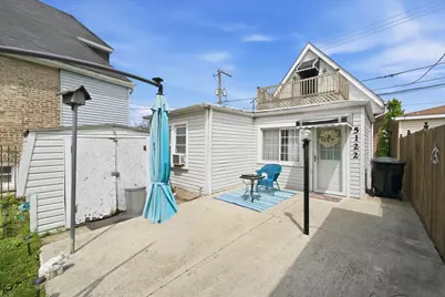 5122 W Bloomingdale Avenue, Chicago, IL 60639 - Photo 1