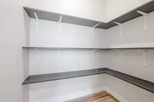 7948 W 74th Ave, Bridgeview, IL 60455 - Photo 14