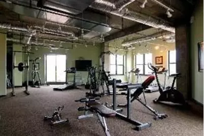 1122 W Catalpa Avenue #414, Chicago, IL 60640 - Photo 6