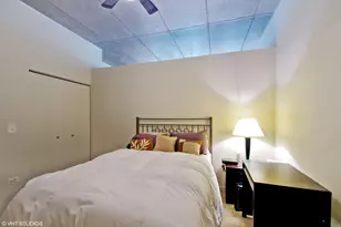 1122 W Catalpa Ave, Chicago, IL 60640 - Photo 4