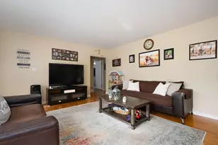 10917 S Keeler Ave, Oak Lawn, IL 60453 - Photo 4