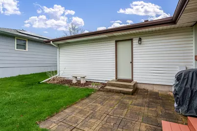 4420 Harvest Trail, Loves Park, IL 61111 - Photo 4