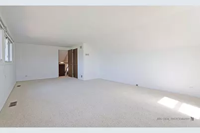 1123 Juniper Parkway, Libertyville, IL 60048 - Photo 18