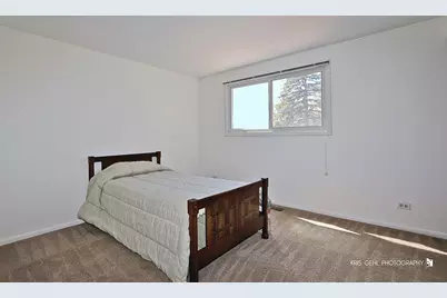 1123 Juniper Parkway, Libertyville, IL 60048 - Photo 16