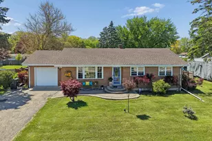 6911 State Park Rd, Spring Grove, IL 60081 - Photo 1