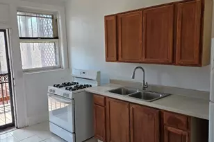 1853 E 79th St, Chicago, IL 60649 - Photo 10