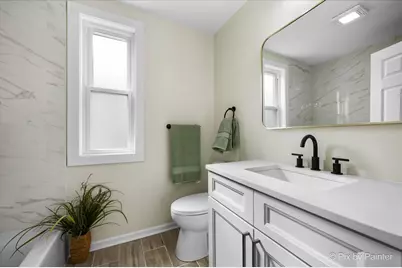 7042 N Washtenaw Avenue, Chicago, IL 60645 - Photo 18