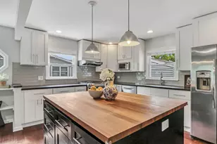 17976 W Big Oaks Rd, Grayslake, IL 60030 - Photo 10