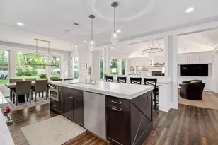 1303 N Cross St, Wheaton, IL 60187 - Photo 16