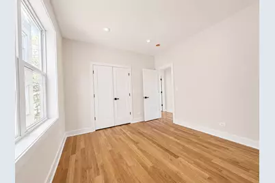 4020 N Francisco Avenue, Chicago, IL 60618 - Photo 8
