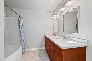 8449 N Kedvale Ave, Skokie, IL 60076 - Photo 16
