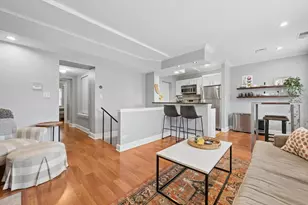 3456 N Janssen Ave, Chicago, IL 60657 - Photo 2