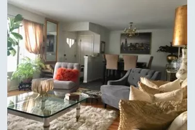 711 Locust Road, Wilmette, IL 60091 - Photo 4