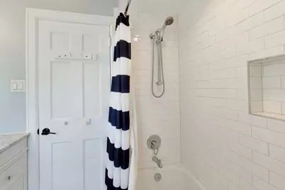 2100 Elmwood Avenue, Wilmette, IL 60091 - Photo 20