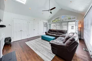 2100 Elmwood Ave, Wilmette, IL 60091 - Photo 10