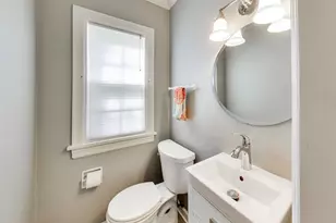 2100 Elmwood Ave, Wilmette, IL 60091 - Photo 12