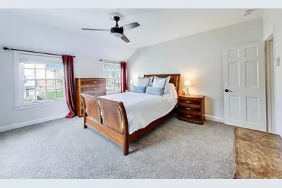 2100 Elmwood Avenue, Wilmette, IL 60091 - Photo 14