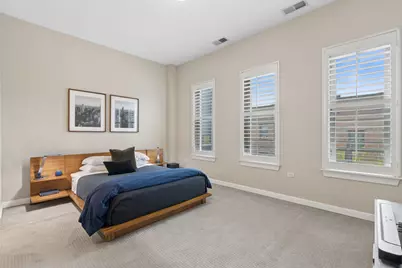 3920 N Sheridan Road #301, Chicago, IL 60613 - Photo 16