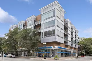 3920 N Sheridan Rd, Chicago, IL 60613 - Photo 1
