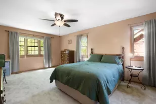 110 Courtney Ln, Cary, IL 60013 - Photo 12