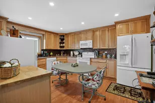 40 S Main St, Glen Ellyn, IL 60137 - Photo 12