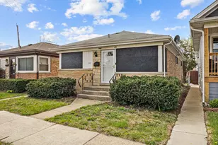 742 Bellwood Ave, Bellwood, IL 60104 - Photo 1