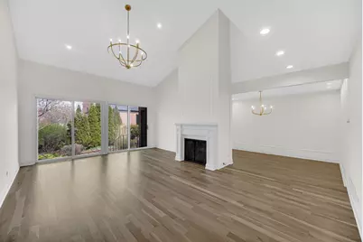 19W278 Governors Trail, Oak Brook, IL 60523 - Photo 2