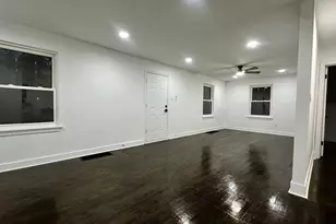 10055 S Oglesby Ave, Chicago, IL 60617 - Photo 6