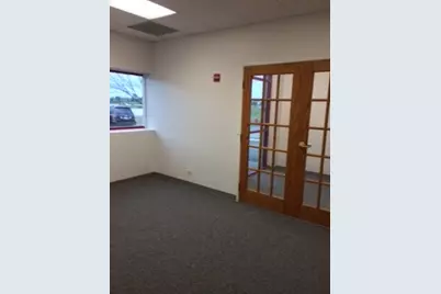 11958 Oak Creek Parkway, Huntley, IL 60142 - Photo 8