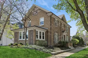 752 Lathrop Ave, River Forest, IL 60305 - Photo 1