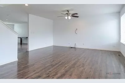 202 Minuet Circle, Volo, IL 60073 - Photo 6