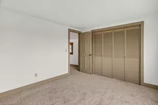 127 W River St, Rockton, IL 61072 - Photo 32