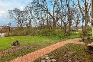 127 W River St, Rockton, IL 61072 - Photo 34