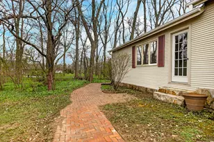 127 W River St, Rockton, IL 61072 - Photo 36