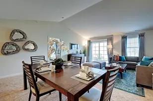 4137 Pond Willow Ct, Naperville, IL 60564 - Photo 6