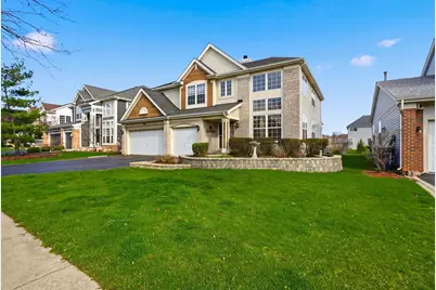 392 E 17th Place, Lombard, IL 60148 - Photo 2