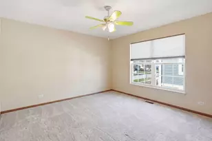 392 E 17th Pl, Lombard, IL 60148 - Photo 22