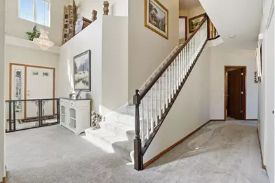392 E 17th Place, Lombard, IL 60148 - Photo 6