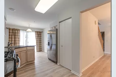 1291 Orleans Drive, Mundelein, IL 60060 - Photo 10