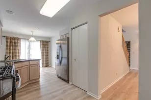 1291 Orleans Dr, Mundelein, IL 60060 - Photo 10