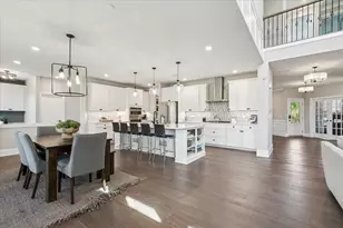 1329 Blackberry Ct, Libertyville, IL 60048 - Photo 10
